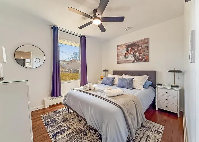 Cozy Walkable To Uiuc