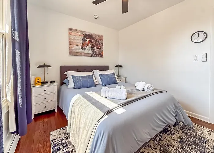 Cozy Walkable To Uiuc * Champaign